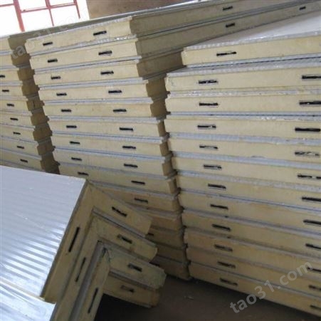 聚氨酯保温板厚度 100mm彩钢板 组合库板厂家销售