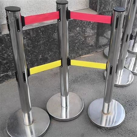厂家供应弹性带式围栏 不锈钢立柱排队栏 机场地铁防护栏