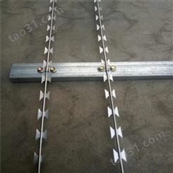 四川304直线刀片刺绳 1-6米直线型刀片刺网润宁工厂报价
