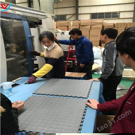 塑胶地板塑料地板供应商上海塑料地板工厂一东塑料地板注塑地板产地