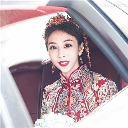 新娘跟妆北京各地上门化妆三套造型